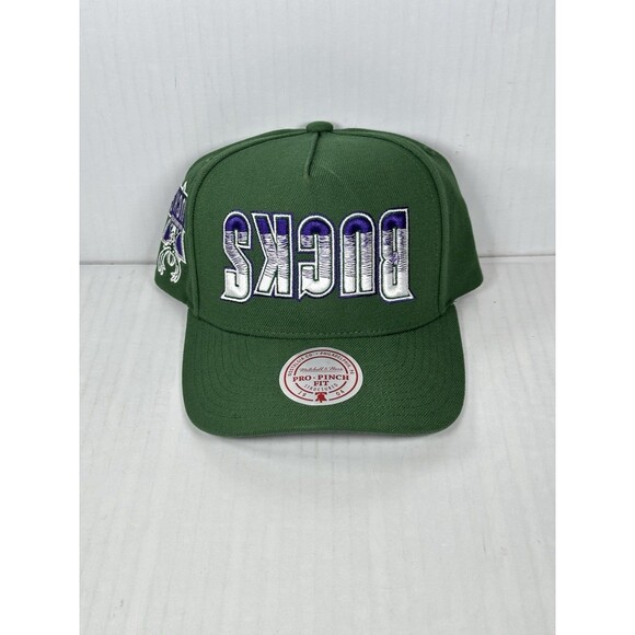 Mitchell & Ness Mikwaukee Bucks NBA Upside Down Snapback HWC Hat Cap Green OSFA - Picture 1 of 5